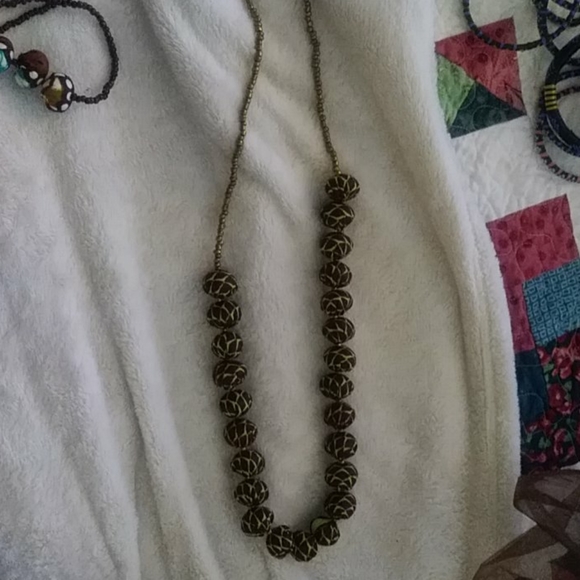 Necklaces - Picture 3 of 5